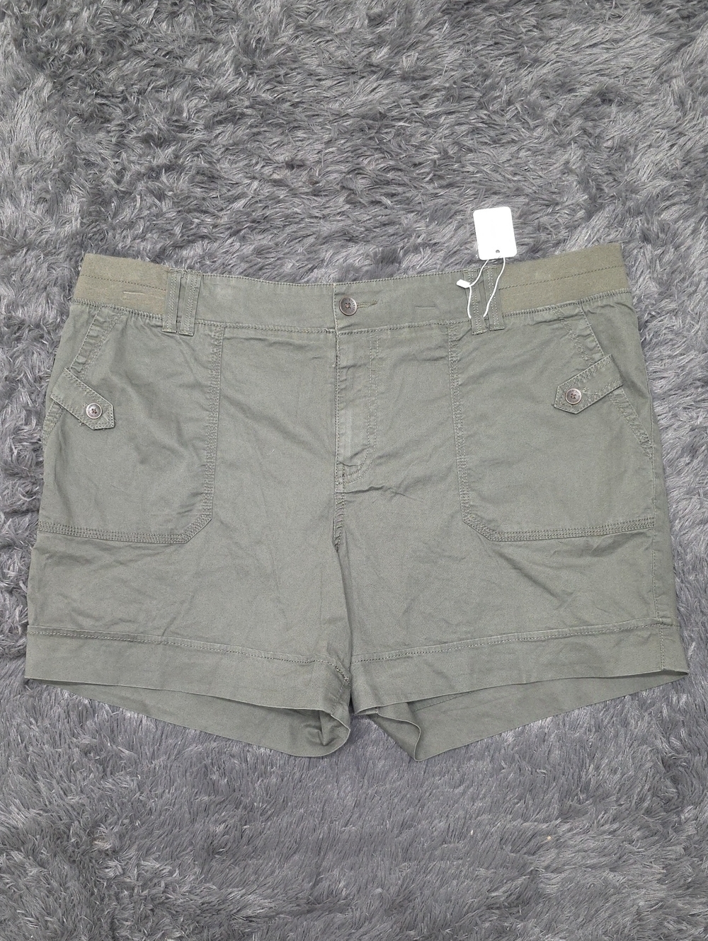 Sonoma-Womens Olive Green- Hi Rise Utility Shorts. Size 16W. NWT